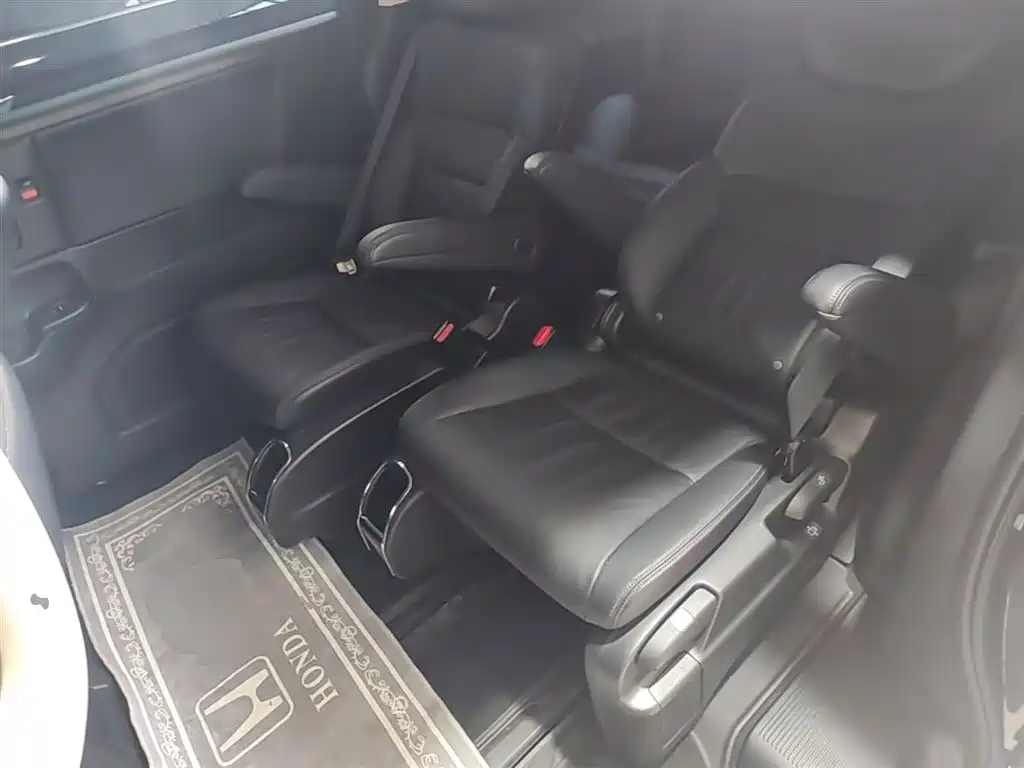 Honda Odyssey 2023 — фото 17