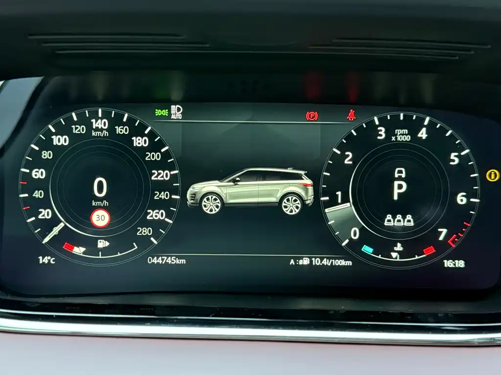 Land Rover Evoque 2023 — фото 12