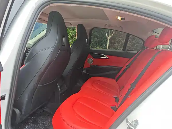 BMW 1 Series 2023