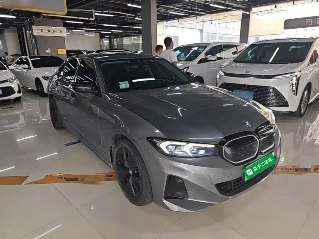 BMW i3 2024