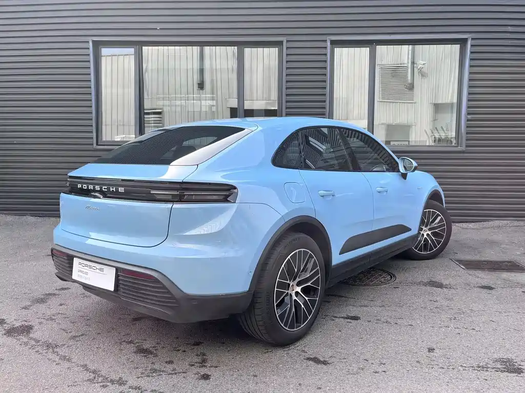 Porsche Macan EV 2025 — фото 6