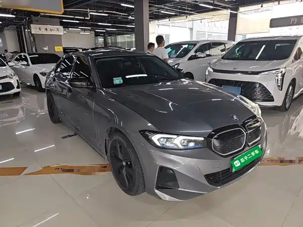 BMW i3 2024