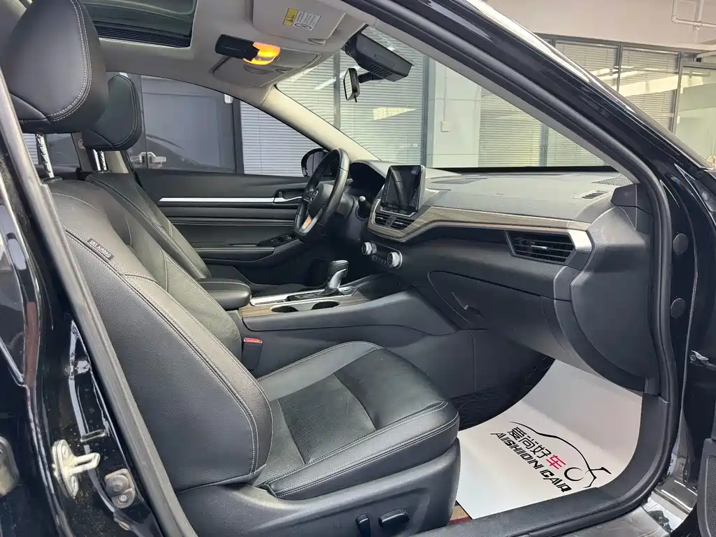 Nissan Teana 2022 — фото 10