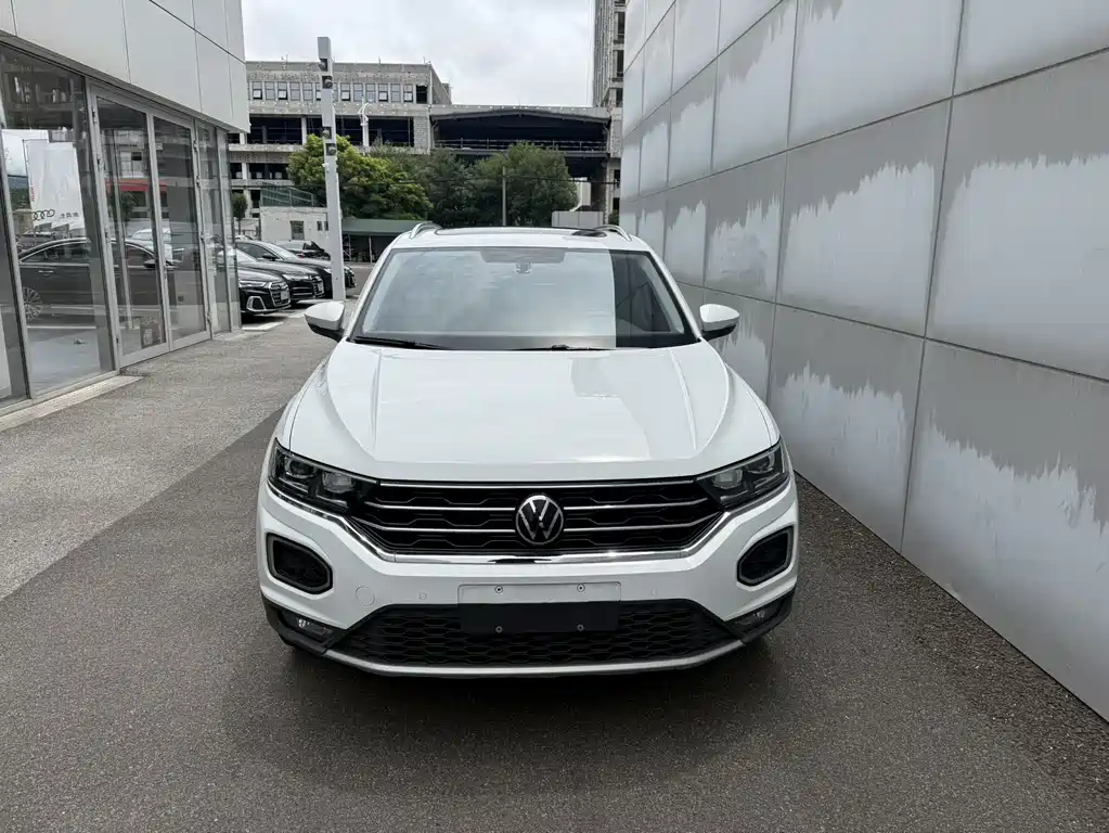 Volkswagen T-Roc 2022 — фото 2