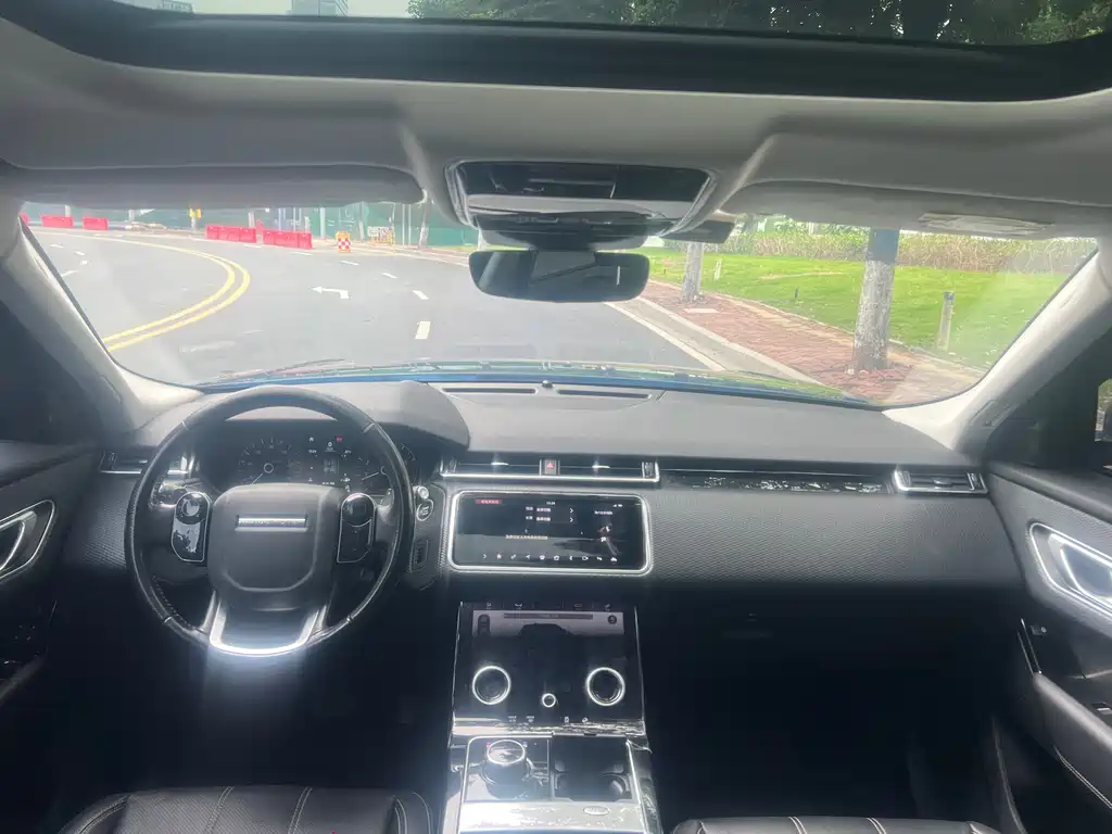 Land Rover Range Rover Velar 2017 — фото 14