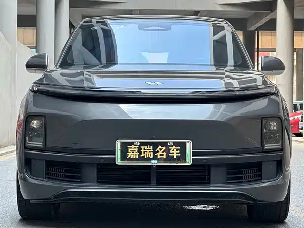 Li Auto L8 2023