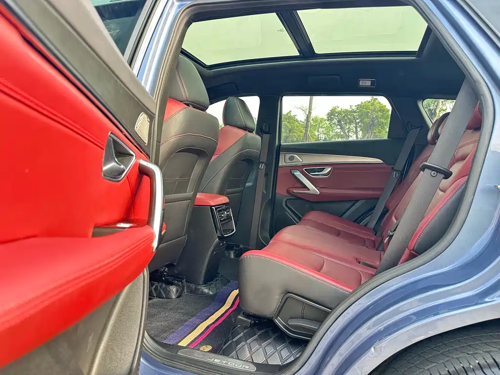 Jetour X70 PLUS 2022 — фото 11
