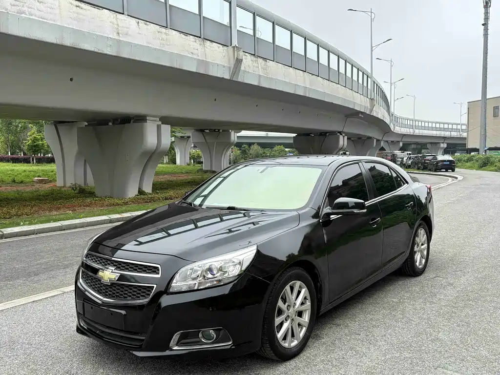 Chevrolet Malibu 2013 — фото 1