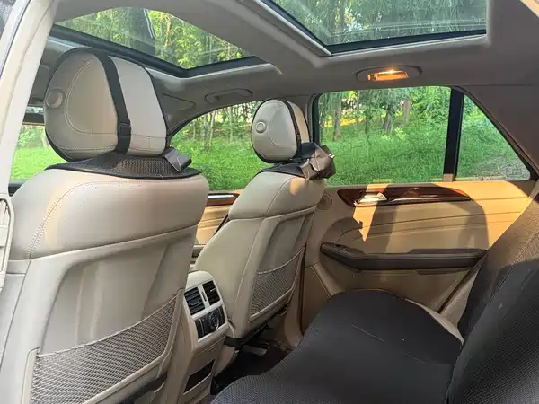 Mercedes-Benz M-Class 2012