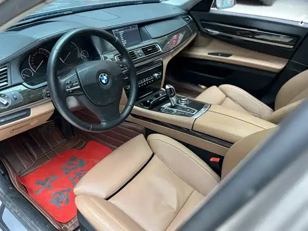 BMW 7 Series 2009