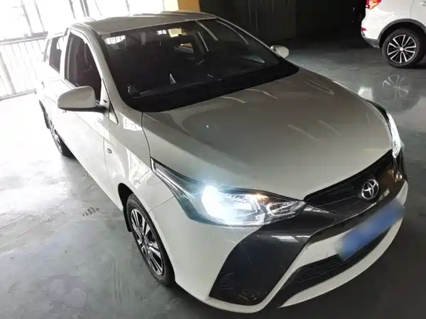 Toyota Yaris L 2019