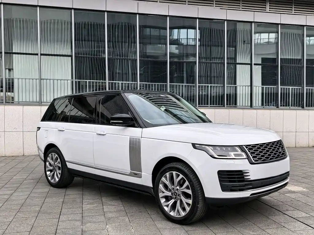 Land Rover Range Rover 2022 — фото 3