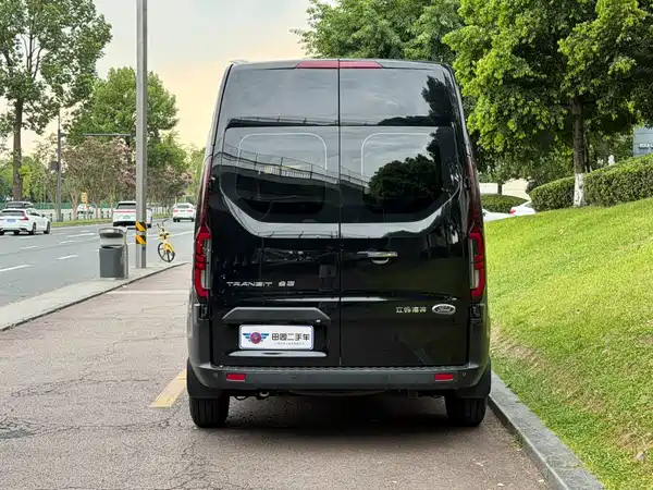 Ford Transit 2023