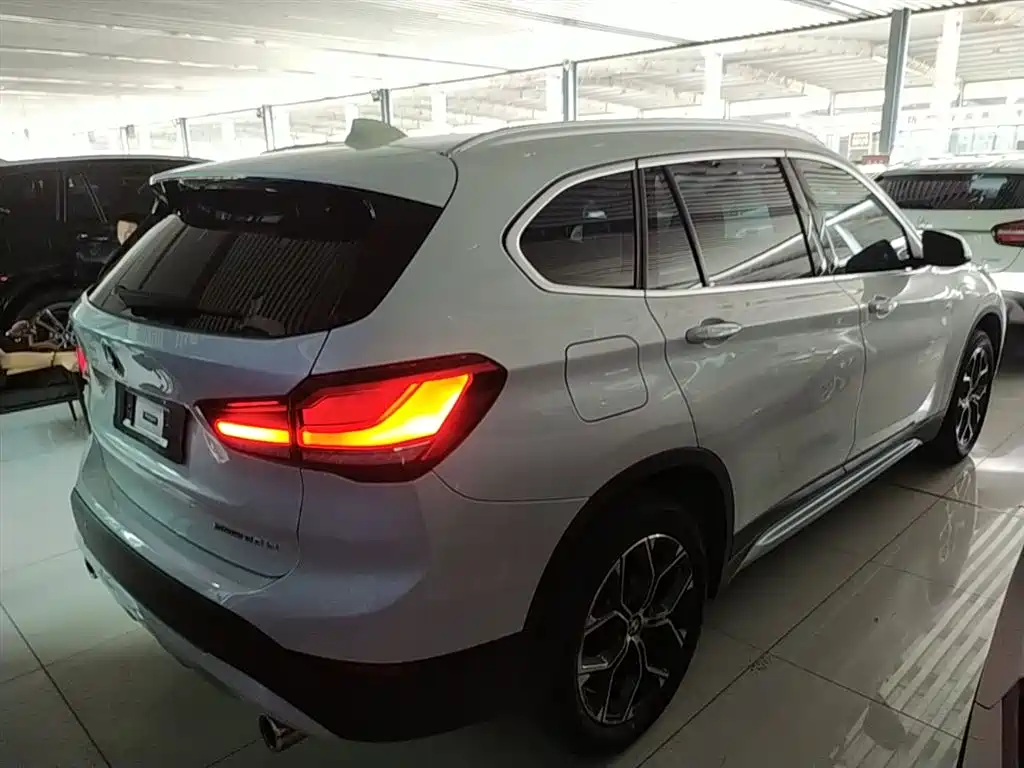 BMW X1 2020 — фото 7