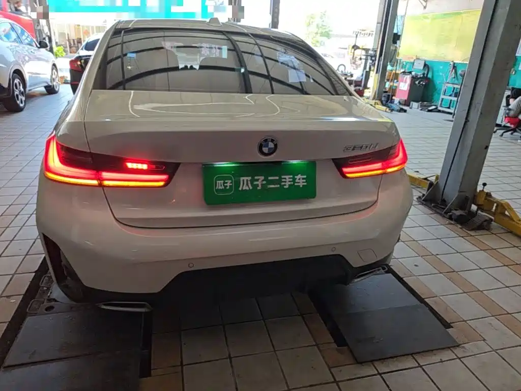 BMW 3 Series 2023