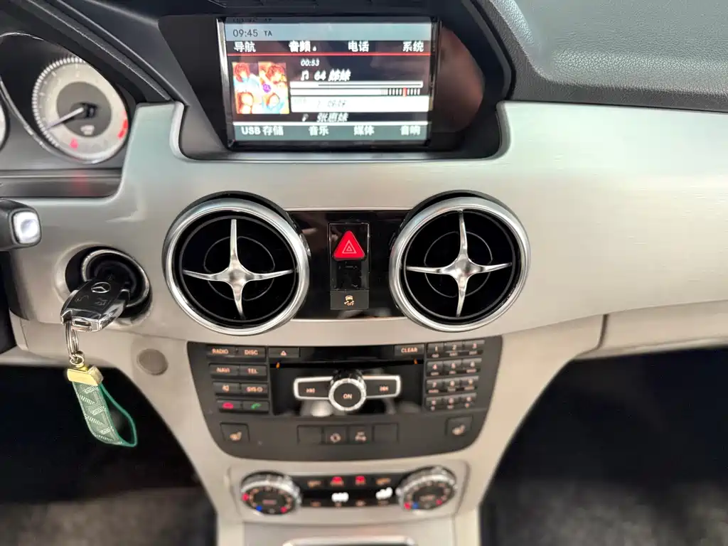 Mercedes-Benz GLK-Class 2014 — фото 11