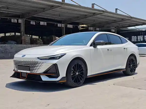 Changan UNI-V 2023