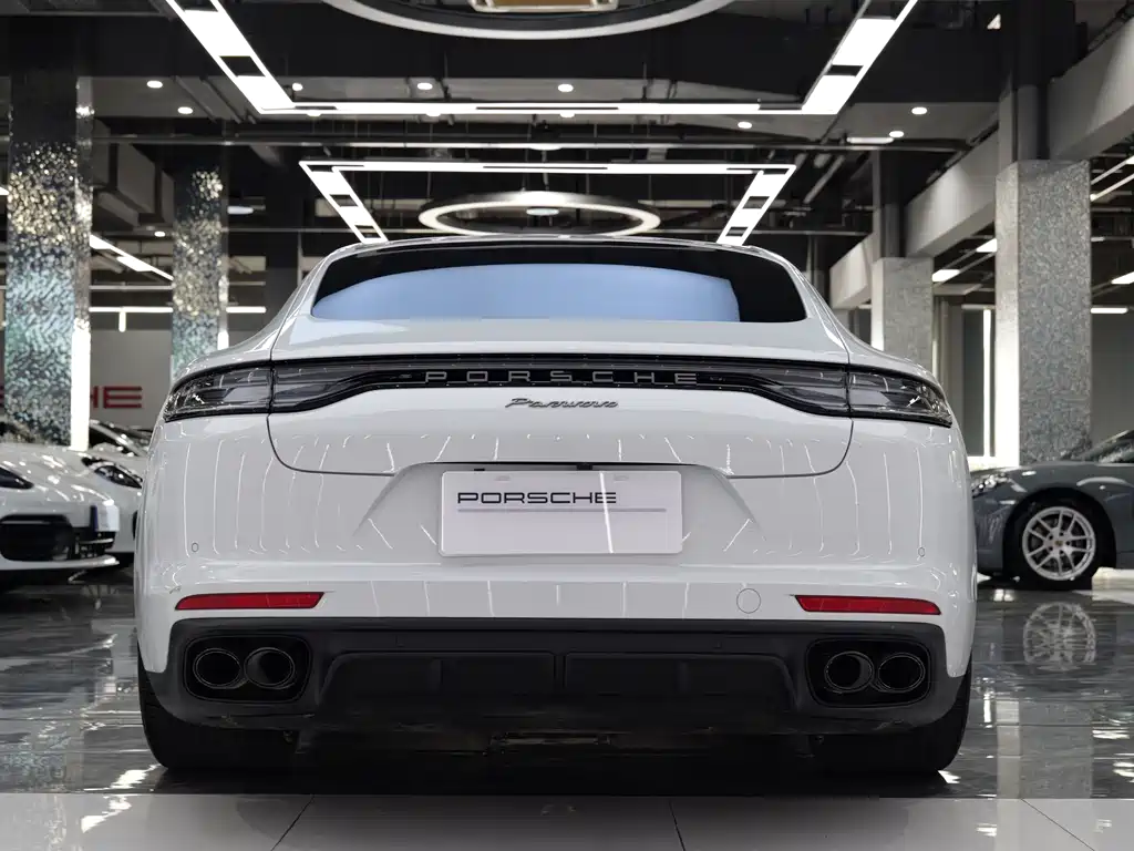 Porsche Panamera 2023 — фото 15