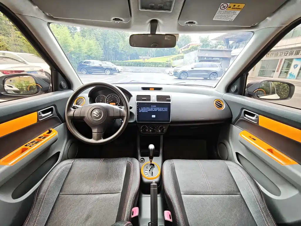 Suzuki Swift 2018 — фото 12