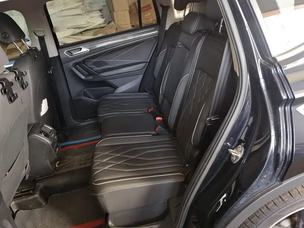 Volkswagen Tiguan L 2022 — фото 18