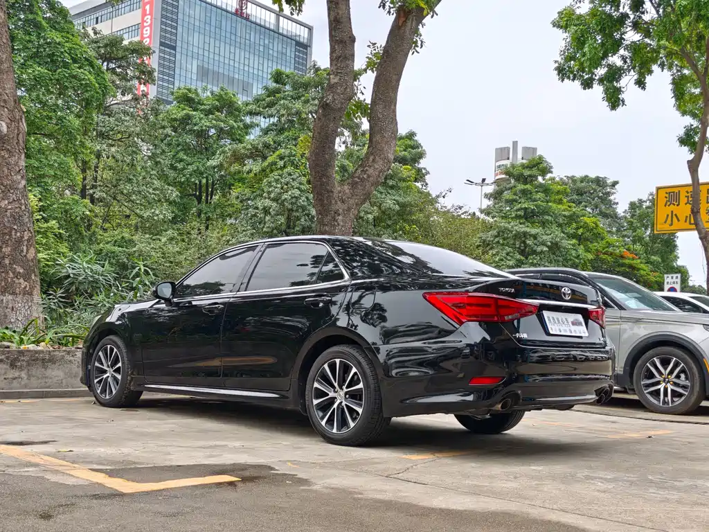 Toyota Crown 2019 — фото 15