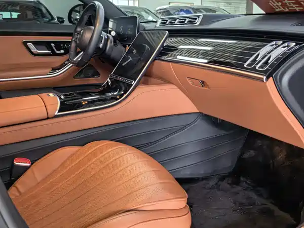 Mercedes-Benz S-Class 2023