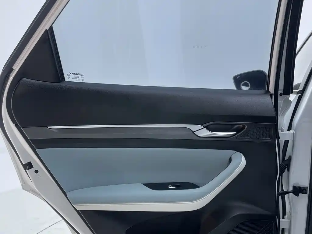 Geely Emgrand S 2022 — фото 15