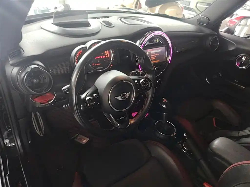 MINI JCW 2017 — фото 11