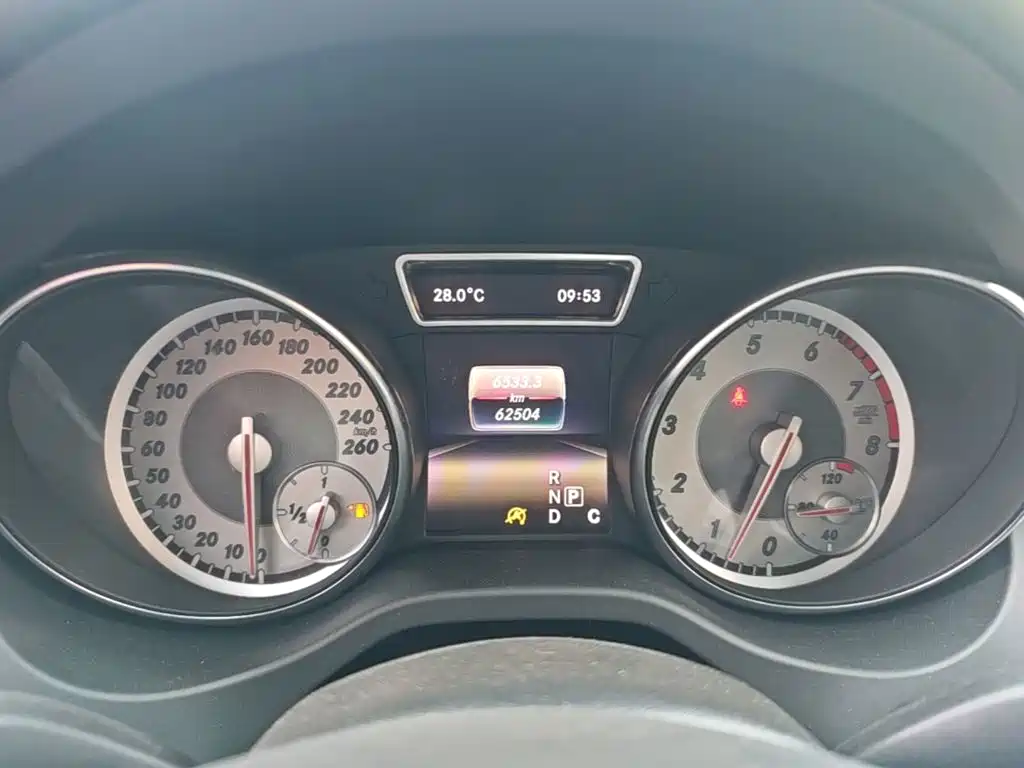Mercedes-Benz CLA 2016 — фото 12