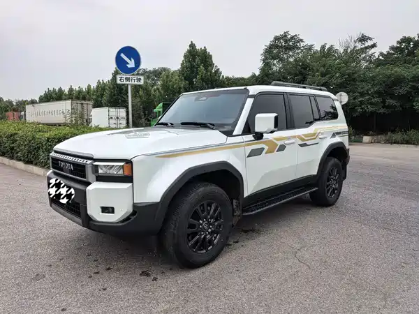 Toyota Prado 2025