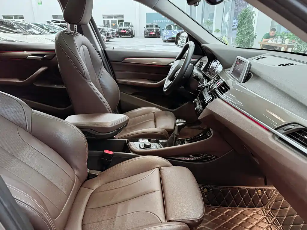 BMW X1 2019 — фото 17