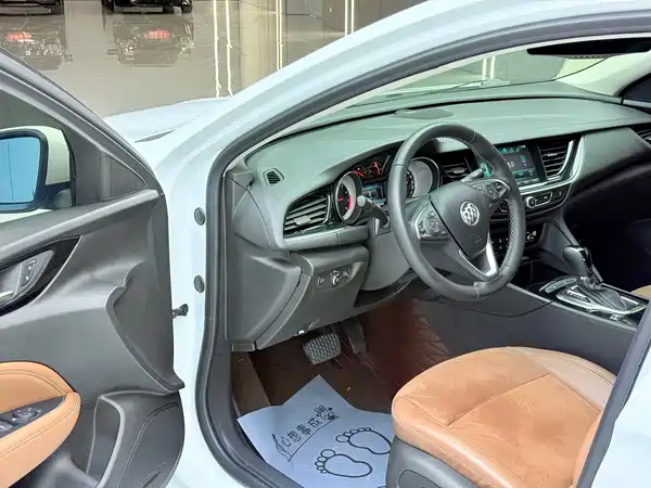 Buick Regal 2020