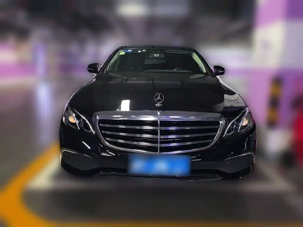 Mercedes-Benz E-Class 2017 — фото 24