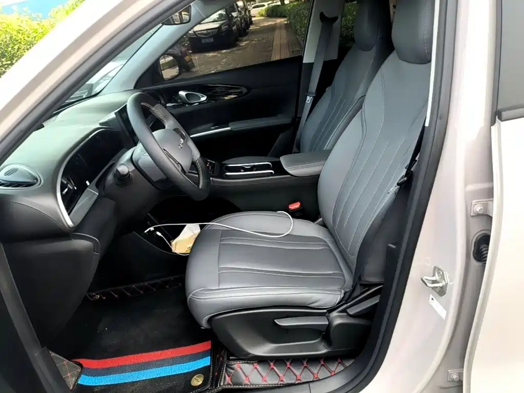 Geely Galaxy Starwish 2026 — фото 15