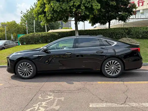 Buick LaCrosse 2023