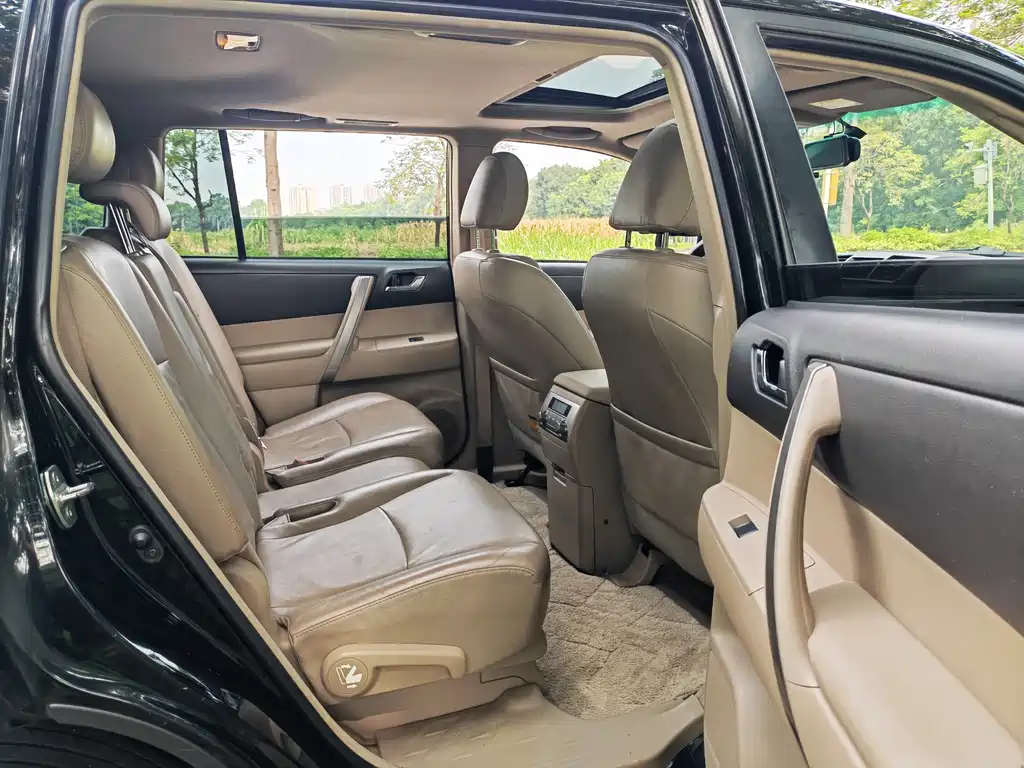 Toyota Highlander 2014 — фото 13