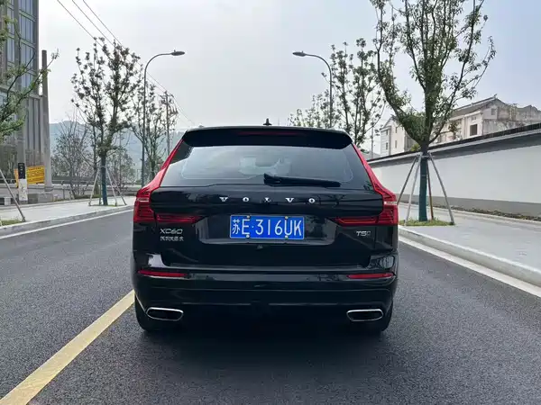 Volvo XC60 2019