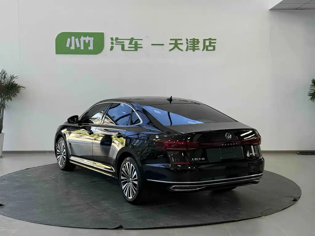 Volkswagen Passat 2022 — фото 4