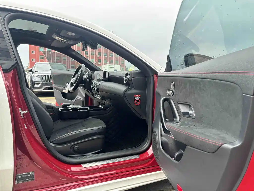Mercedes-Benz CLA 2023 — фото 10