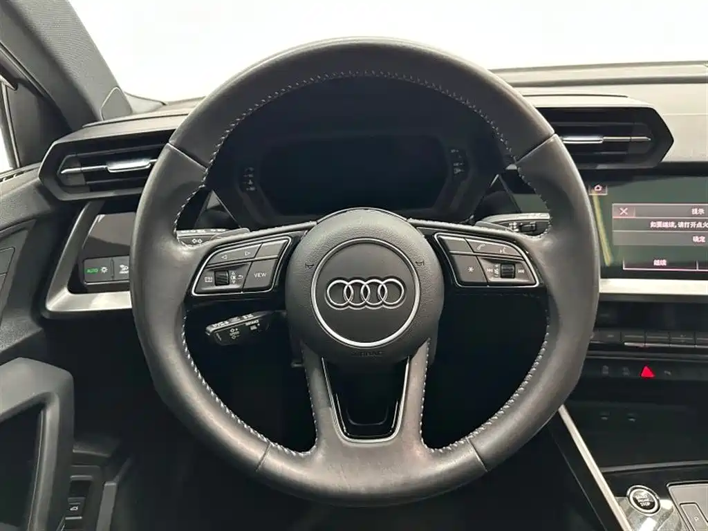 Audi A3 2022 — фото 10