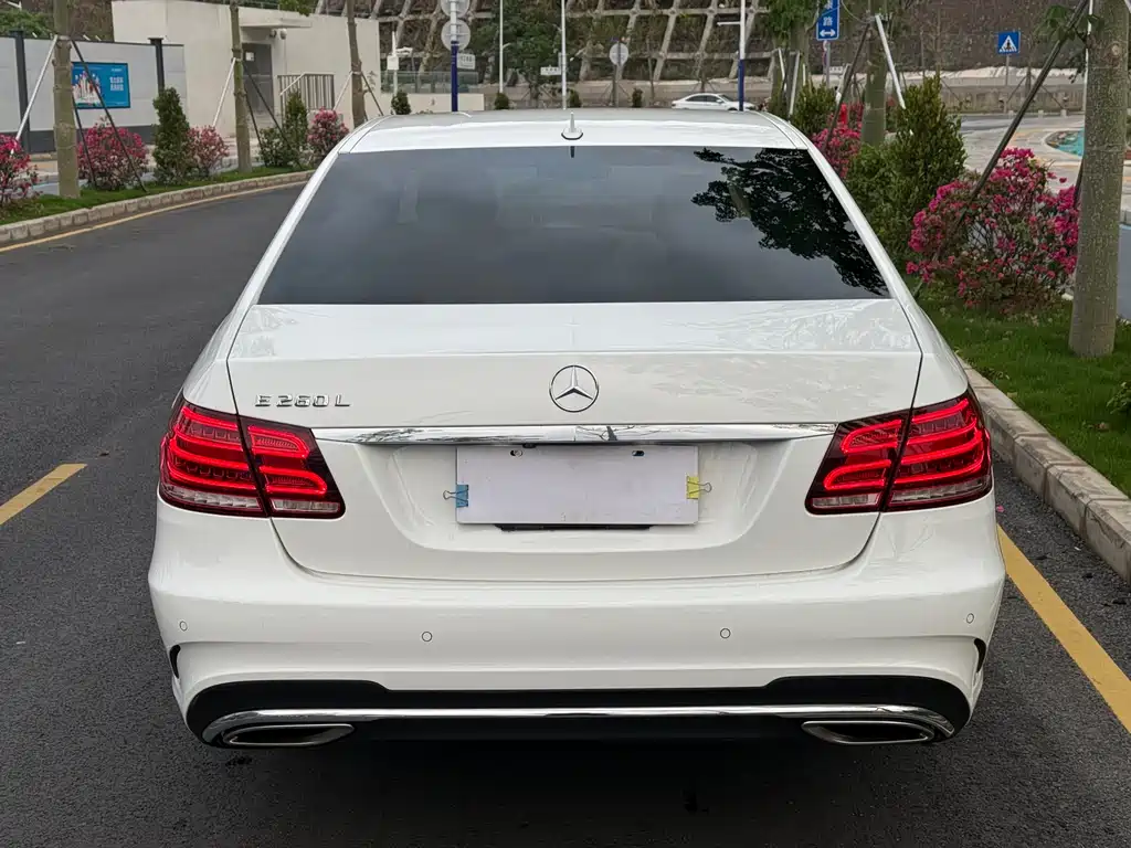 Mercedes-Benz E-Class 2015 — фото 5
