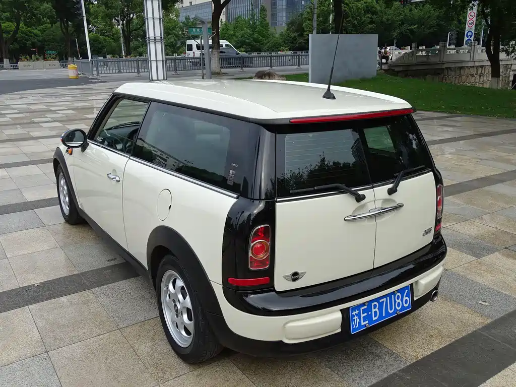 MINI Clubman 2014