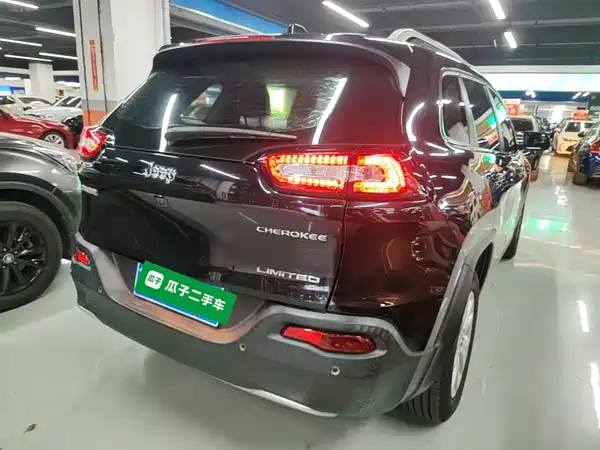 Jeep Cherokee 2017