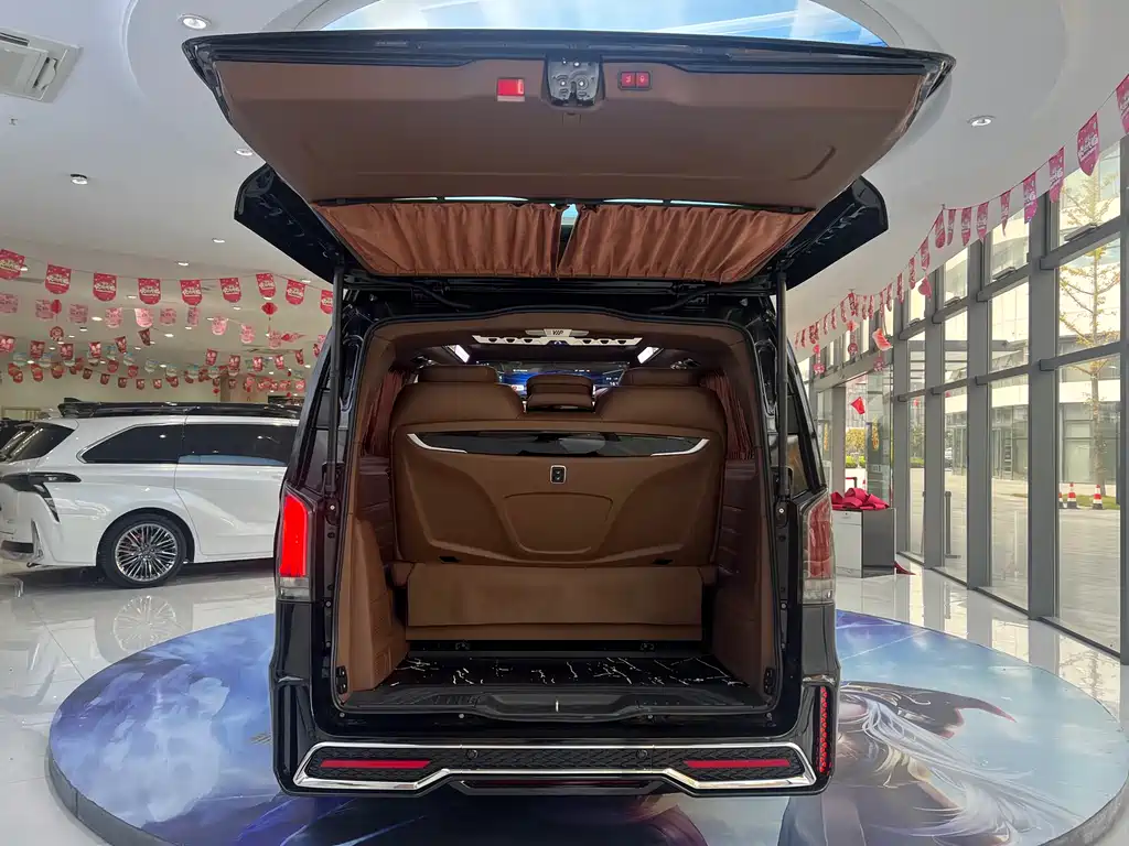 Mercedes-Benz Vito — фото 22