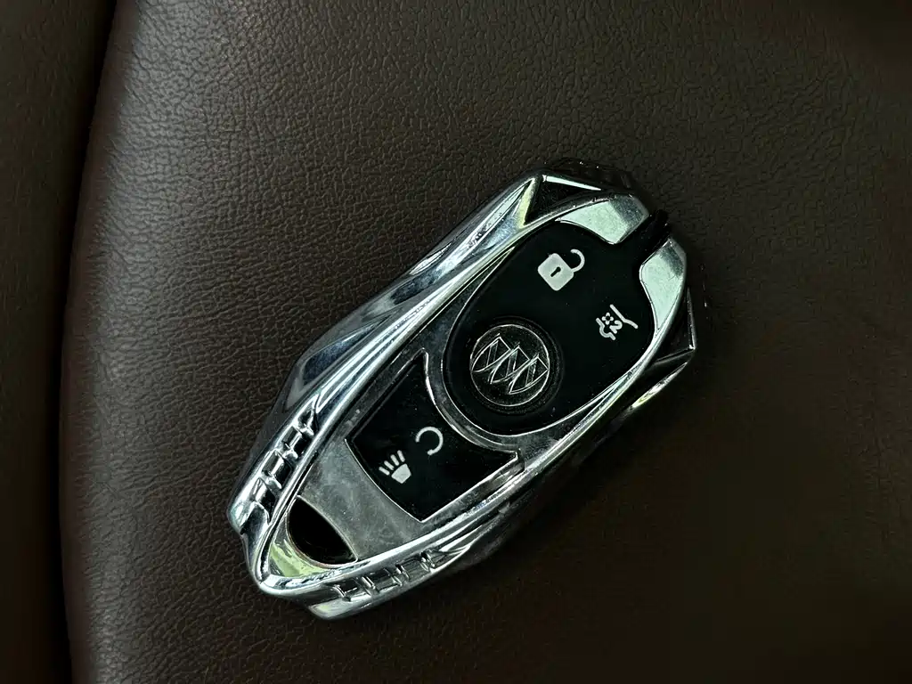 Buick Envision Plus 2019 — фото 16