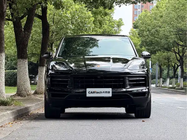 Porsche Cayenne 2023