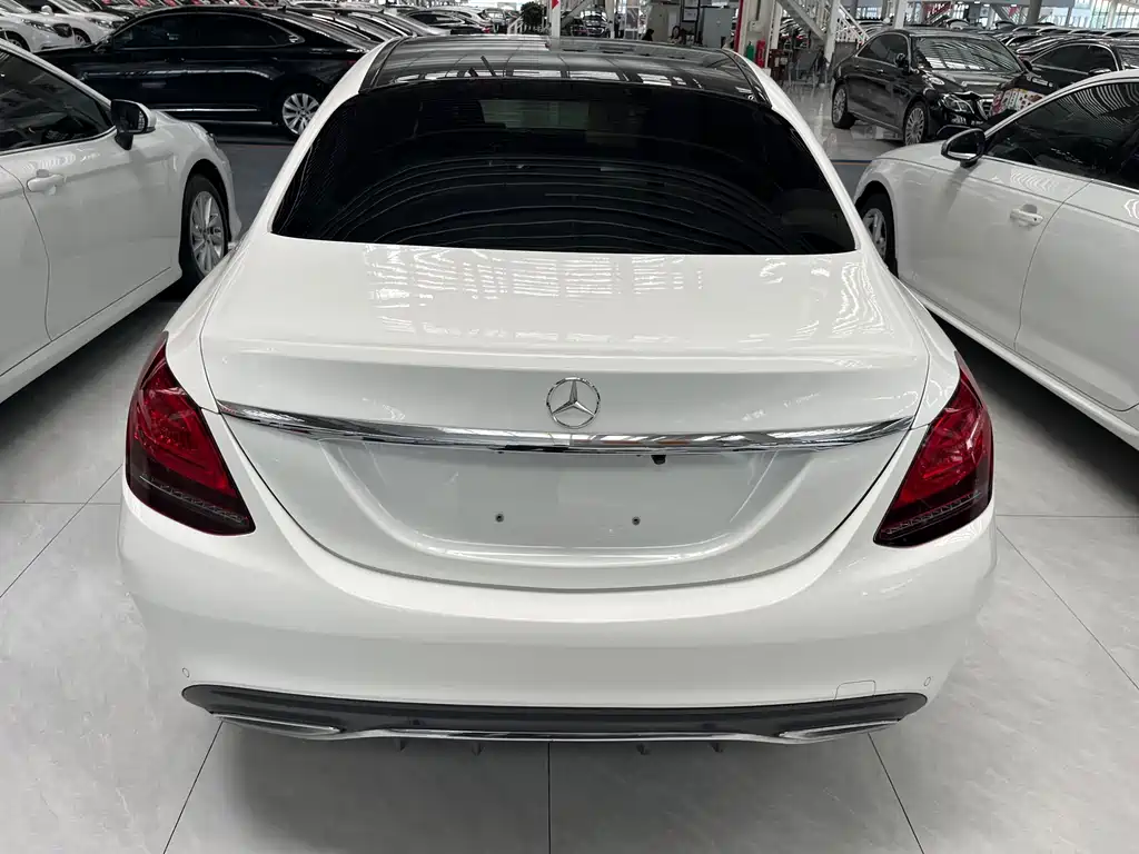 Mercedes-Benz C-Class 2021 — фото 10