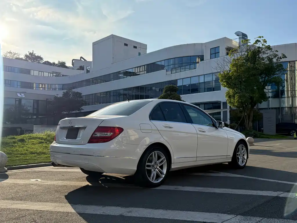 Mercedes-Benz C-Class 2013 — фото 9