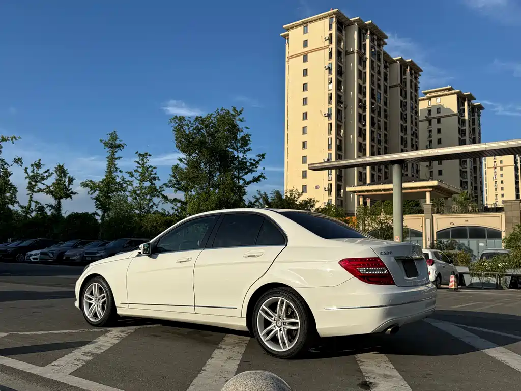 Mercedes-Benz C-Class 2013 — фото 11