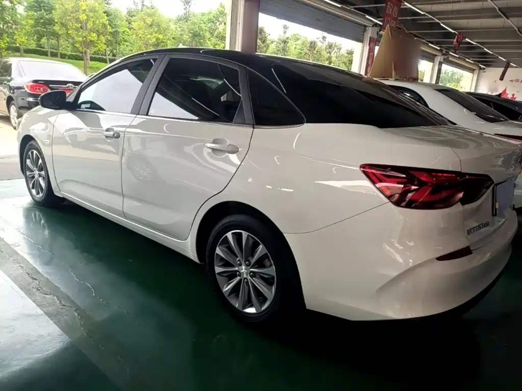 Chevrolet Cruze 2022
